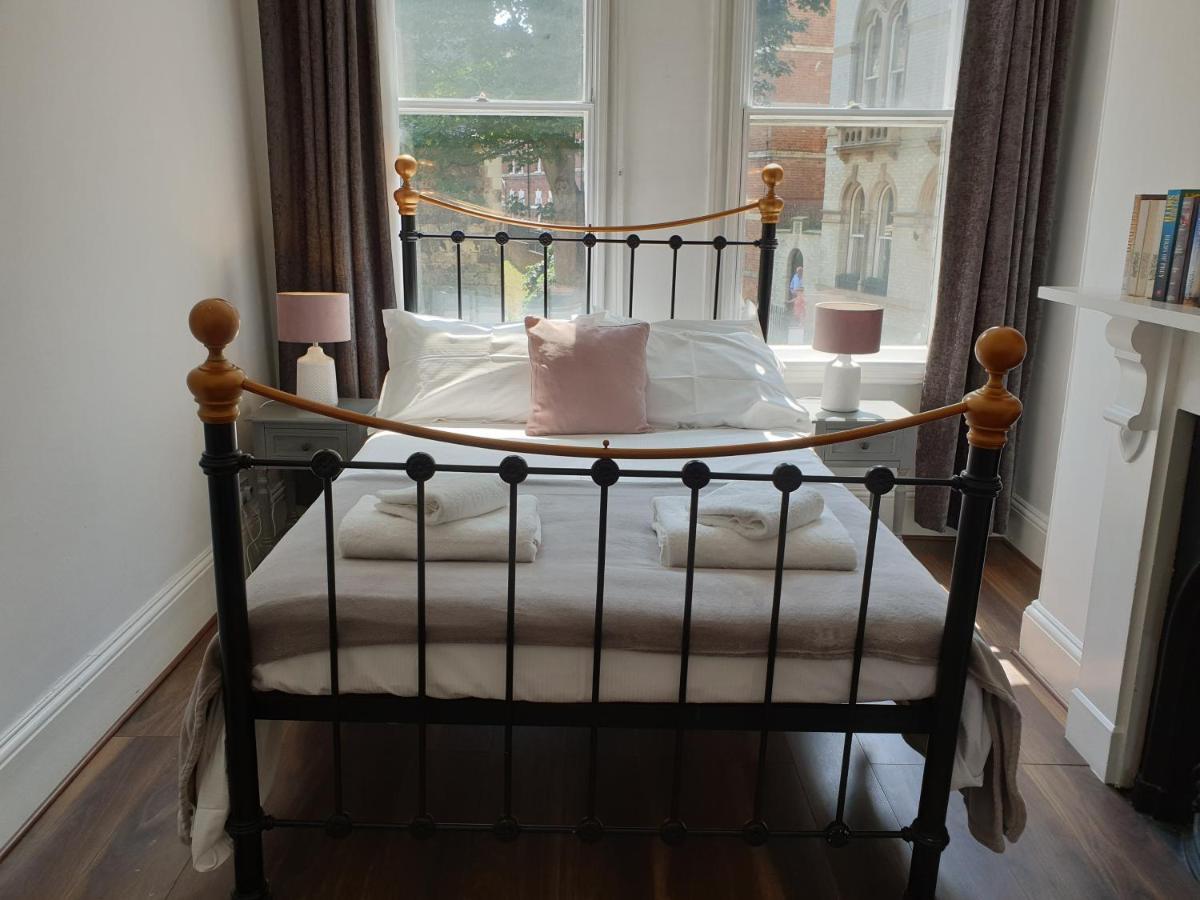 St Martins View Apartment *